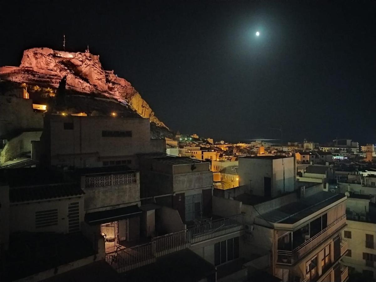 Corazon De Alicante Con Vistas Al Mar Y Al Castillo 外观 照片