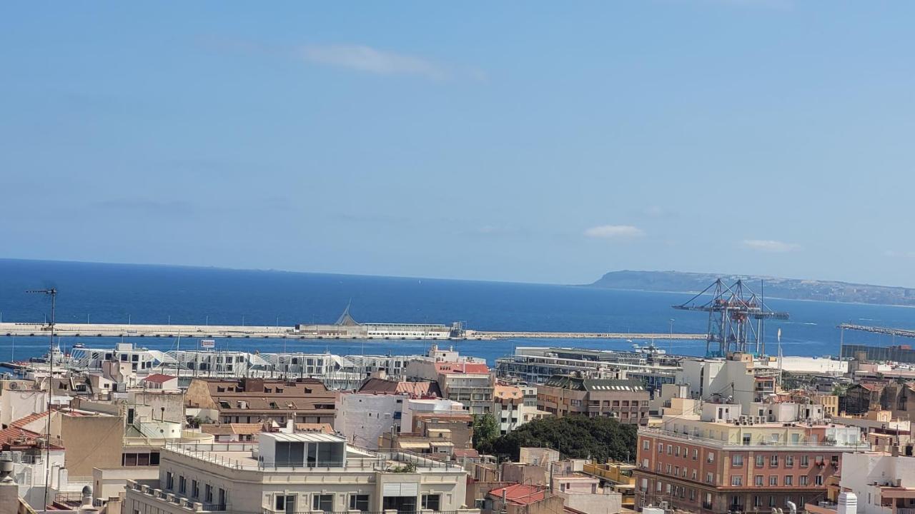 Corazon De Alicante Con Vistas Al Mar Y Al Castillo 外观 照片