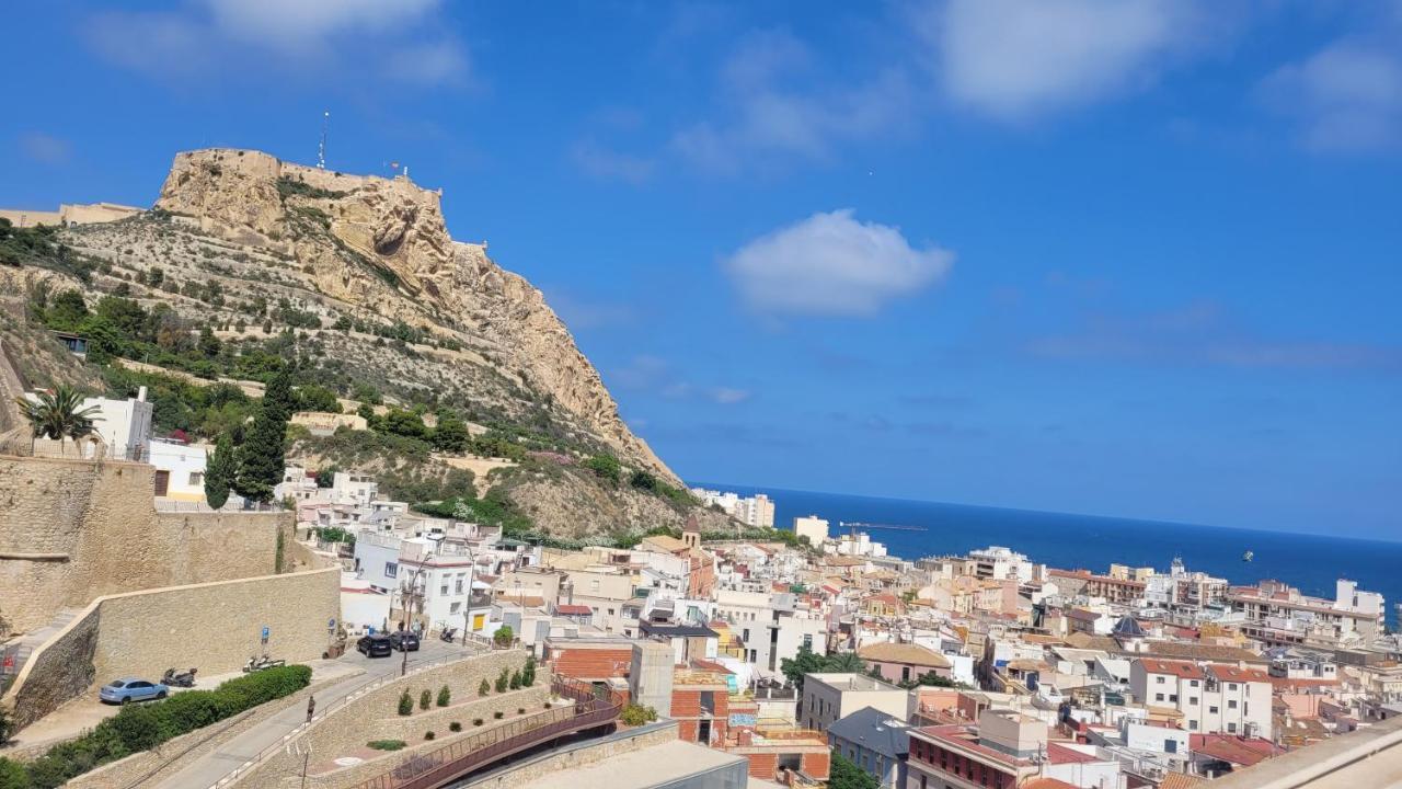 Corazon De Alicante Con Vistas Al Mar Y Al Castillo 外观 照片