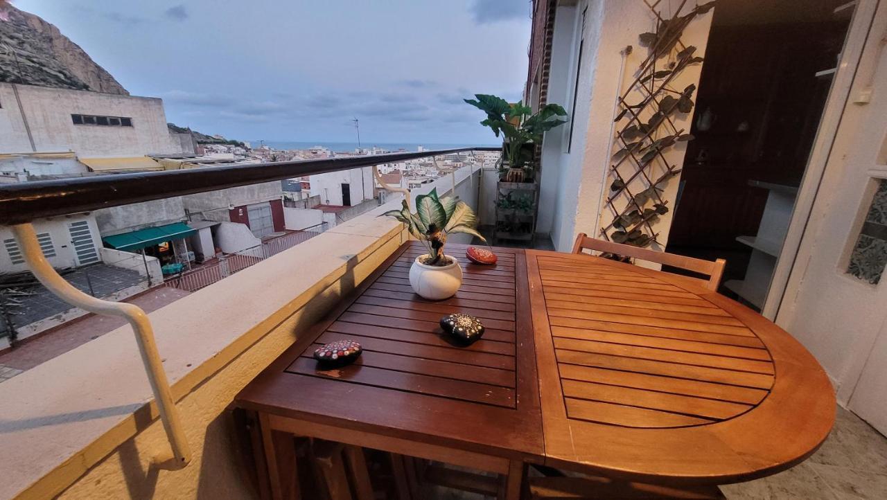 Corazon De Alicante Con Vistas Al Mar Y Al Castillo 外观 照片